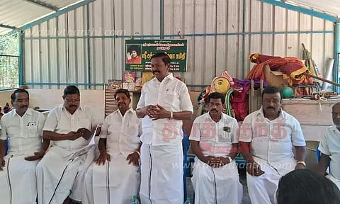 முகவர்கள் கூட்டம்