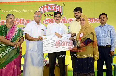 ஆட்டோ டிரைவர்கள் நலவாரியங்களில் சேர வேண்டும்; முன்னாள் தலைமை செயலாளர் வெ.இறையன்பு அறிவுரை