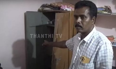 ஓசூரில் வீட்டின் கதவை உடைத்து ரூ.20 லட்சம் மற்றும் 12 பவுன் நகைகள் கொள்ளை