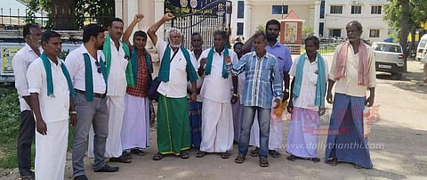 வந்தவாசியில் நடந்த குறைதீர்வு கூட்டத்தில் விவசாயிகள் வெளிநடப்பு