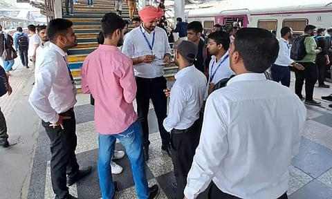 'எனது டிக்கெட், எனது மரியாதை' இயக்கத்தின் கீழ் அந்தேரி ரெயில் நிலையத்தில் ஒரே நாளில் ரூ.7 லட்சம் அபராதம் வசூல்