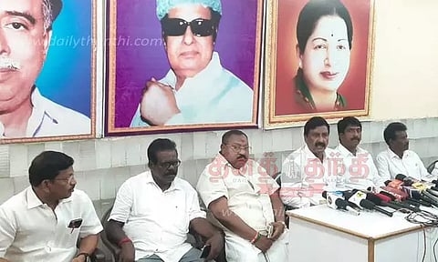 மின்கட்டணத்தை திரும்பப்பெற வேண்டும்