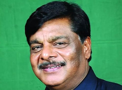 அலங்கார அணிவகுப்பு பொதுமக்களை கவரும் வகையில் இருக்க வேண்டும்