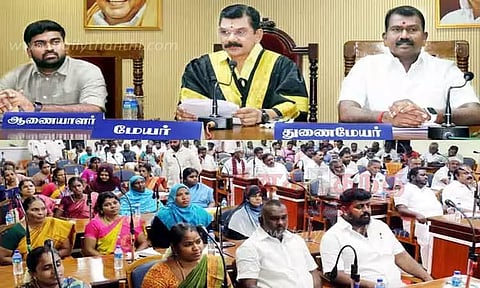 "மழைக்காலத்துக்கு முன்பாக வாறுகால்-சாலை சீரமைக்கப்படும்" -மேயர் பி.எம்.சரவணன் தகவல்