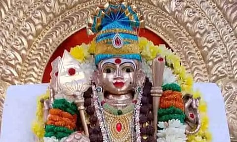 முருகன் கோவில்களில் சிறப்பு பூஜை