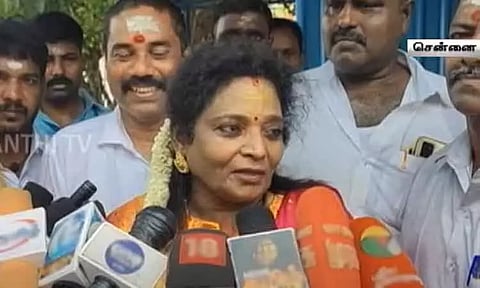 இந்து மத நம்பிக்கை இல்லாதவர்கள் கோவில் நிர்வாகத்தை கையில் வைத்திருப்பது ஏன்? - தமிழிசை சவுந்தரராஜன் கேள்வி