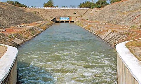 கண்டலேறு அணையில் இருந்து பூண்டி ஏரிக்கு கிருஷ்ணா நீர் திறப்பு நிறுத்தம்