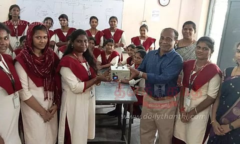 மாணவிகளுக்கு திறன்மேம்பாட்டு பயிற்சி