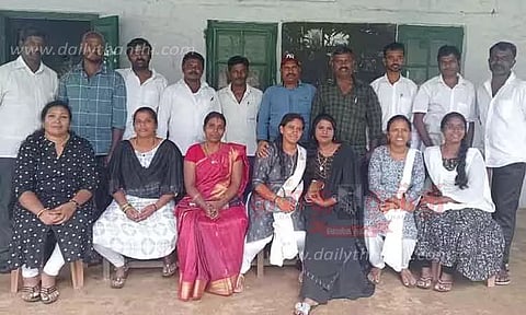 முன்னாள் மாணவர்கள் சந்திப்பு