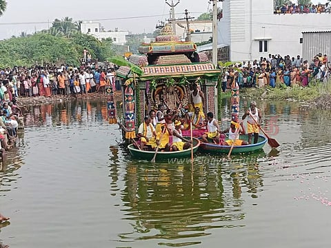 புரட்டாசி 3-வது சனிக்கிழமையையொட்டிபெருமாள் கோவில்களில் சிறப்பு பூஜை