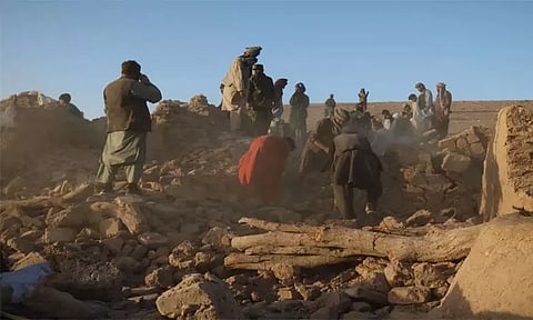 ஆப்கானிஸ்தான் நிலநடுக்கம்: பலி எண்ணிக்கை 2,000 ஆக உயர்வு