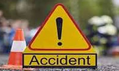 அடுத்தடுத்து 3 மோட்டார் சைக்கிள்கள் மோதல்