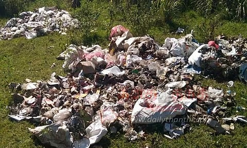 குப்பைகளை கொட்டுவதால் சுகாதார சீர்கேடு