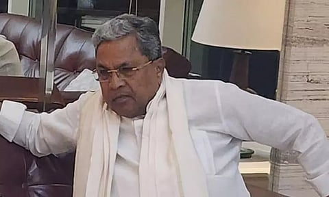 சித்தராமையாவுக்கு, காங்கிரஸ் எம்.எல்.ஏ.க்கள் அழுத்தம்