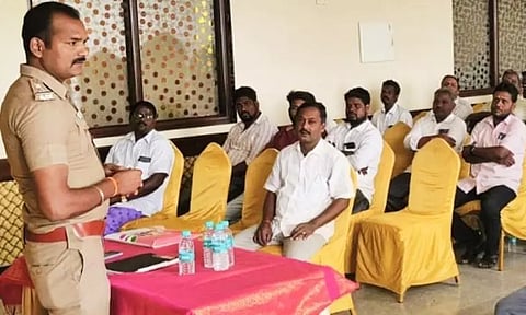 கல்குவாரிகளில் வெடிமருந்தை பாதுகாப்பாக வைக்க வேண்டும்