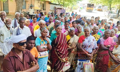 எரகுடி ஊராட்சி அலுவலகத்தை பொதுமக்கள் முற்றுகை