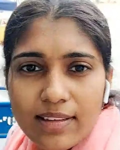 நூலிழையில் உயிர் தப்பிய உடுப்பி இளம்பெண்