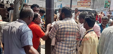 போக்குவரத்துக்கு இடையூறான ஆக்கிரமிப்புகள் அகற்றம்