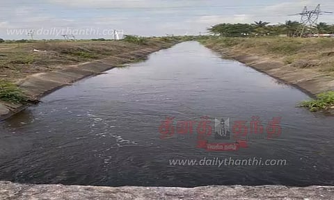 செட்டியக்காபாளையம் கிளை வாய்க்காலில் தண்ணீர் திறப்பு