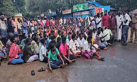 இருக்கன்குடியில் 3 மணி நேரம் சாலை மறியல்