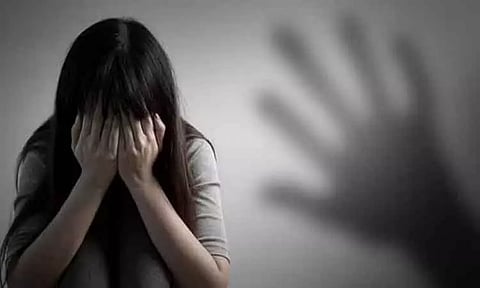 சிறுமி பாலியல் பலாத்காரம்; கோவில் பூசாரி கைது