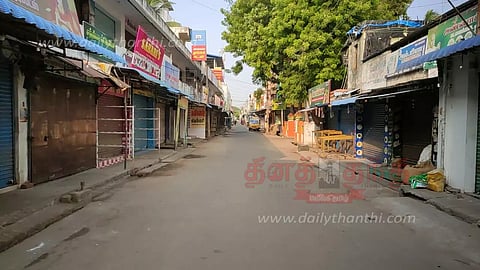 கர்நாடக அரசை கண்டித்து சீர்காழியில் கடையடடைப்பு