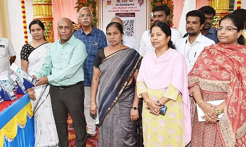 ரேஷன் கடைகளில் மின்னணு பணப்பரிமாற்ற சேவை-கலெக்டர் பழனி தொடங்கி வைத்தார்