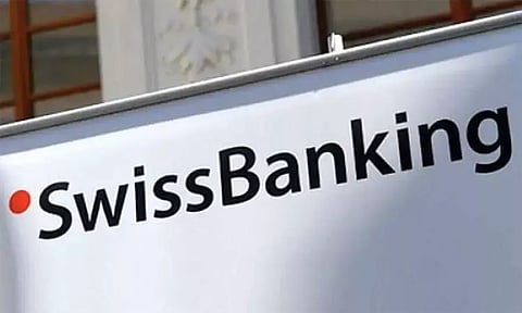 சுவிஸ் வங்கியில் உள்ள இந்தியர்களின் கணக்குகள் ஆய்வு - வரி ஏய்ப்பு கண்டுபிடிக்கப்பட்டால் நடவடிக்கை என எச்சரிக்கை