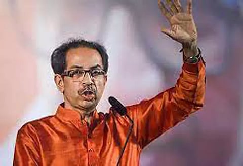 தானே மாநகராட்சியில் தீர்க்கப்படாத பிரச்சினைகளுக்கு 15 நாள் கெடு- உத்தவ் சிவசேனா எச்சரிக்கை