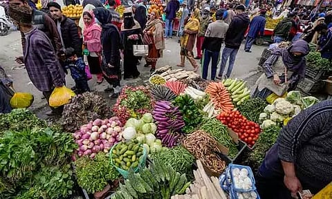 இந்தியாவில் செப்டம்பர் மாதத்தில் சில்லறை பணவீக்கம் 5.02 சதவீதமாக வீழ்ச்சி