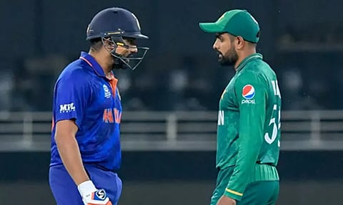 ஏன் இந்த சிறப்பு கவனிப்பு..? இந்தியா-பாகிஸ்தான் கிரிக்கெட் ஆட்டத்துக்கு எதிராக டிரெண்டாகும் ஹேஷ்டேக்