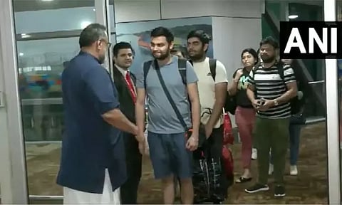 'ஆபரேஷன் அஜய்' திட்டத்தில் ஏர் இந்தியா 2 சிறப்பு விமானங்களை இயக்கும் எனத் தகவல்