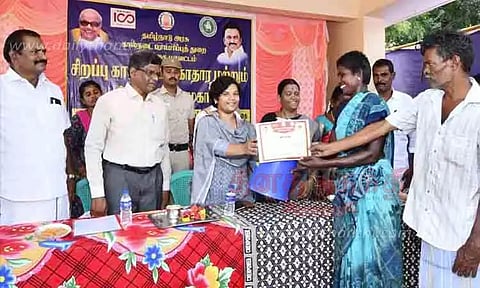 240 இடங்களில் சிறப்பு கால்நடை விழிப்புணர்வு முகாம்