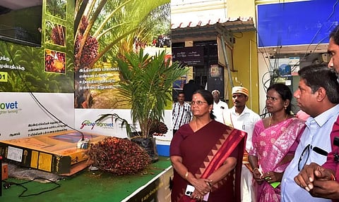 விவசாயிகளுக்கு விழிப்புணர்வு ஏற்படுத்த காணொலி காட்சி வாகனம்