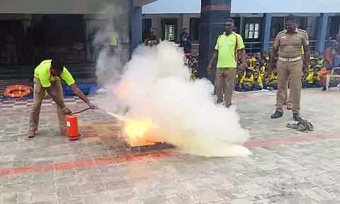 தீயணைப்பு துறை சார்பில் ஒத்திகை