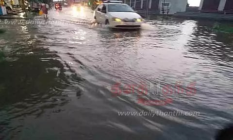 வெம்பக்கோட்டை பகுதிகளில் பலத்த மழை