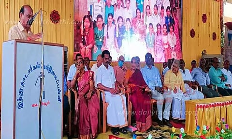 முன்னாள் மாணவர்கள் சந்திப்பு