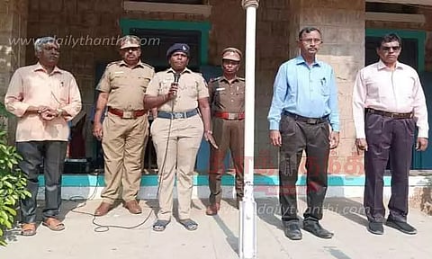 சாலை பாதுகாப்பு விழிப்புணர்வு விழா