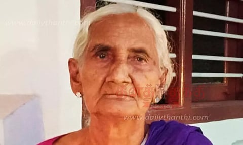 மூதாட்டியிடம் 8 பவுன் நகைகள் பறிப்பு