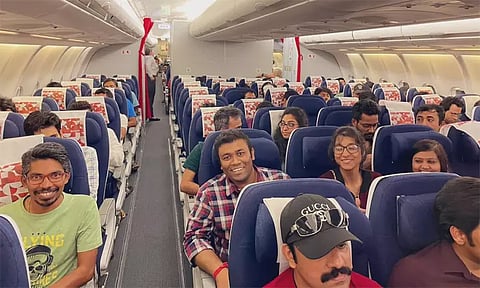 இஸ்ரேலில் இருந்து 274 இந்திய பயணிகளுடன் புறப்பட்டது நான்காவது விமானம்..!!