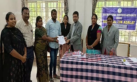 ஈரோடு மாவட்டத்தில் மக்கள் நீதிமன்றம்:290 வழக்குகளுக்கு சமரச தீர்வு