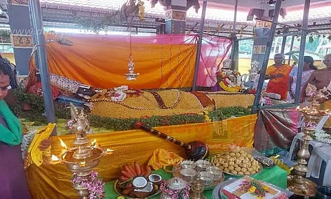 புரட்டாசி மாத கடைசி சனிக்கிழமையையொட்டி பெருமாள் கோவில்களில் சிறப்பு வழிபாடு