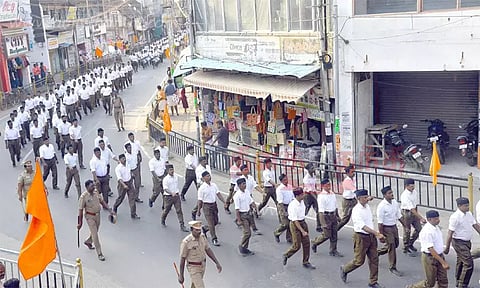 நிபந்தனைகளுடன் ஆர்.எஸ்.எஸ் அணிவகுப்பு நடத்த அனுமதி