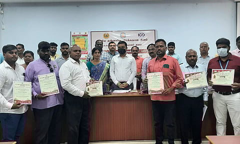 இளைஞர்கள் அதிக அளவில் ரத்த தானம் செய்ய முன்வர வேண்டும்