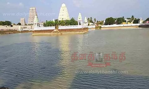 நிரம்பும் தெப்பக்குளம்