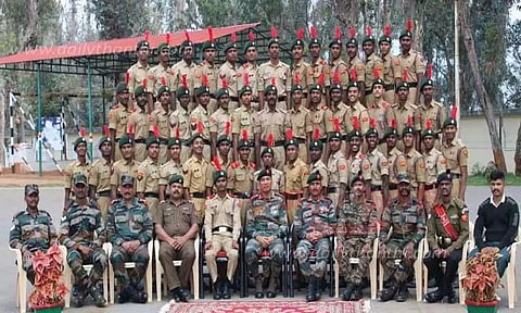 என்.சி.சி. மாணவர்களுக்கு ராணுவ பயிற்சி