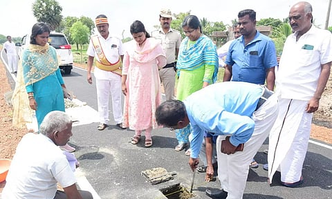 வளர்ச்சி திட்ட பணிகளை கலெக்டர் ஆய்வு