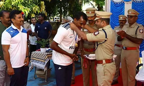 போலீசாருக்கான விளையாட்டு போட்டி