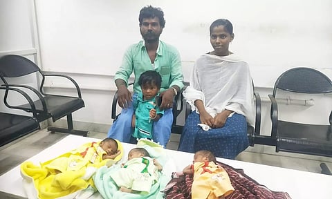 தொழிலாளியின் மனைவிக்கு ஒரே பிரசவத்தில் 3 ஆண் குழந்தைகள்