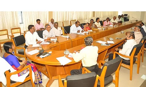 சிறுபான்மையினர் மகளிர் சங்கங்களின் செயல்பாடுகள் குறித்து ஆய்வுக்கூட்டம்